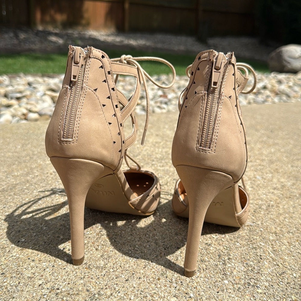 MIA size 8 strappy zip up heels pointed toe boho laser cut out - Picture 2 of 4